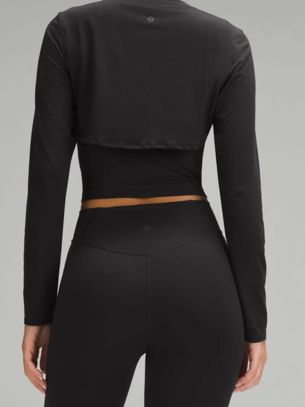 Lululemon Long-Sleeve Crewneck Shrug - Picture 3 of 9